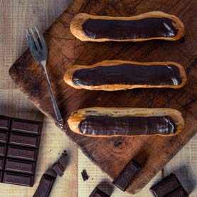 Le Gargantua | Baking Holidays | Chocolate Eclairs